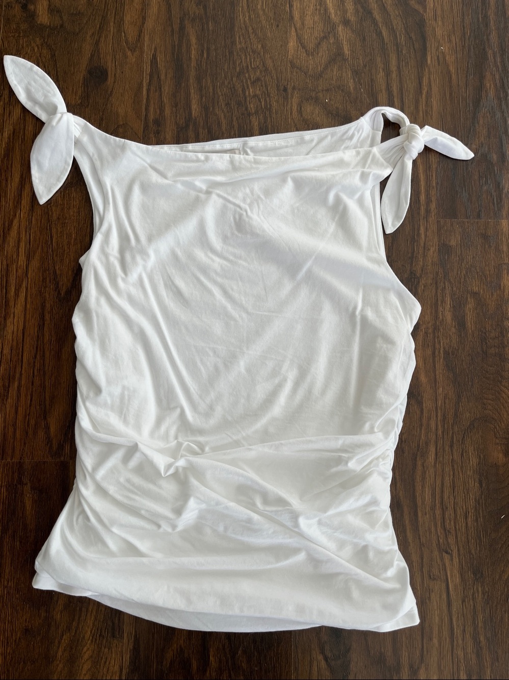 XL Women’s White Bow Asymmetrical, Ruched Top from Loft.  NWT